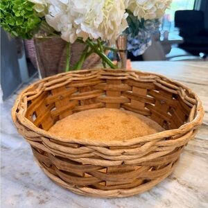 VINTAGE PYREX WICKER CASSEROLE BASKET FOR NO. 024-624-684 WITH LEATHER HANDLES
